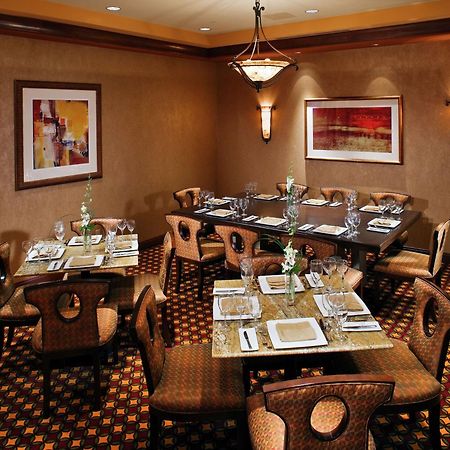 Embassy Suites By Hilton Norman Hotel & Conference Center Extérieur photo