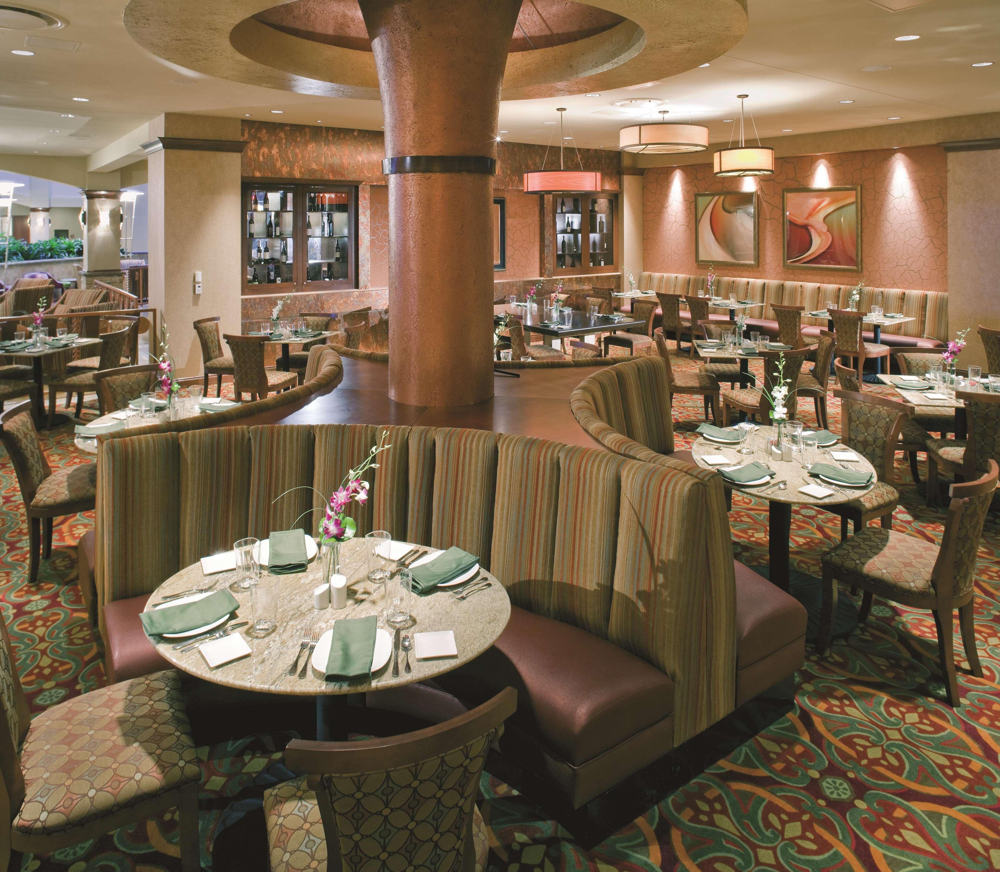 Embassy Suites By Hilton Norman Hotel & Conference Center Extérieur photo