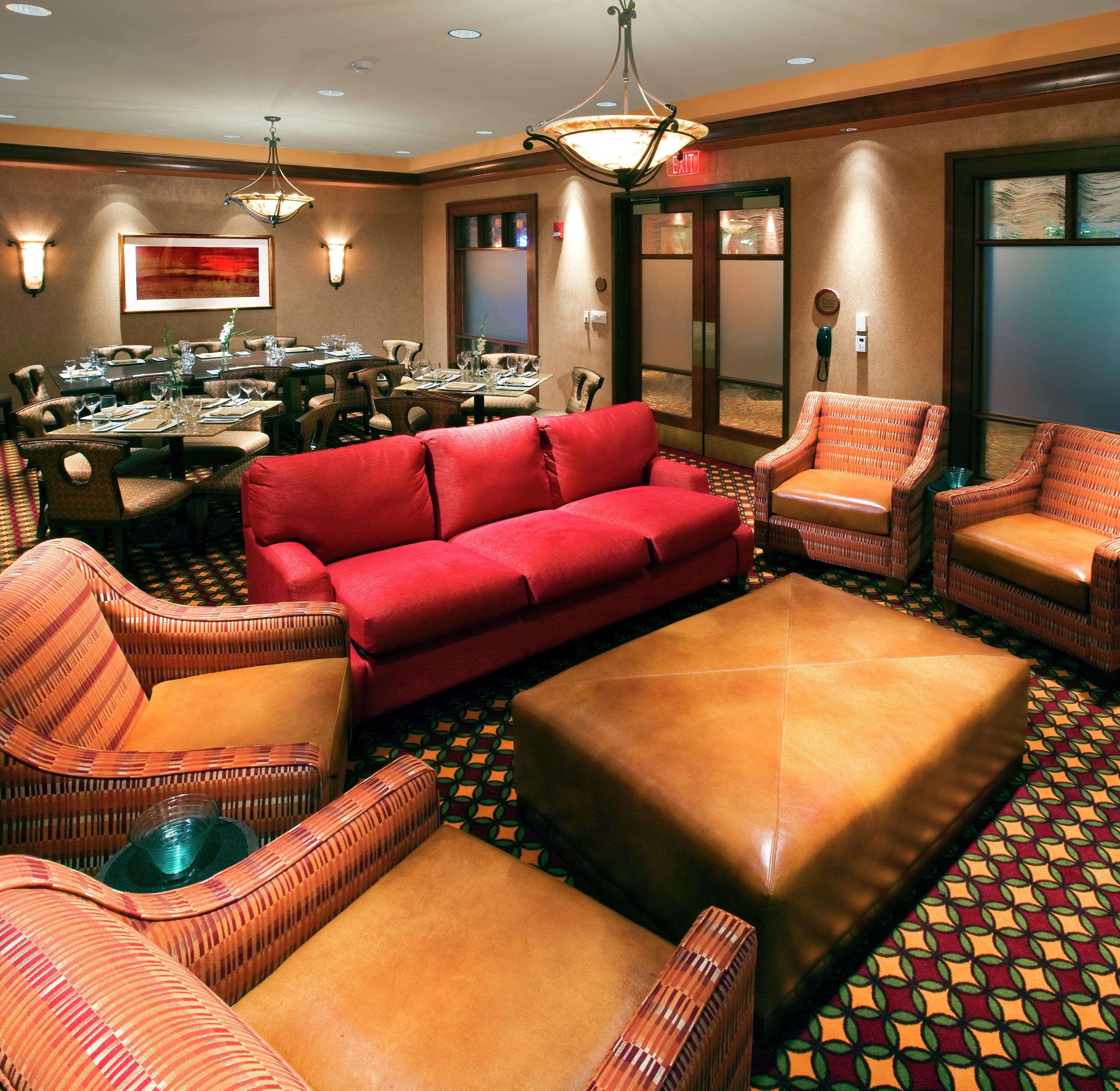 Embassy Suites By Hilton Norman Hotel & Conference Center Extérieur photo