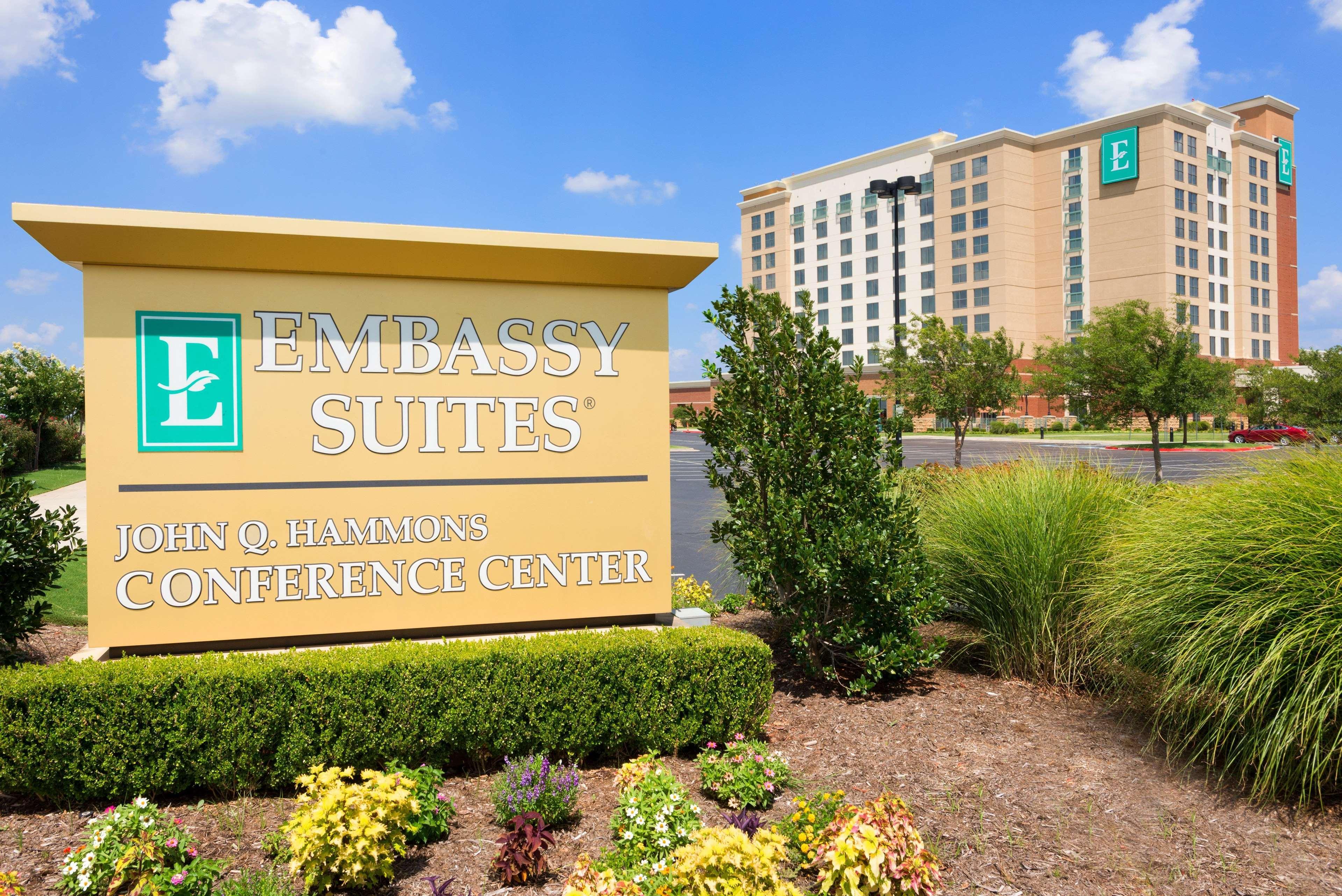 Embassy Suites By Hilton Norman Hotel & Conference Center Extérieur photo